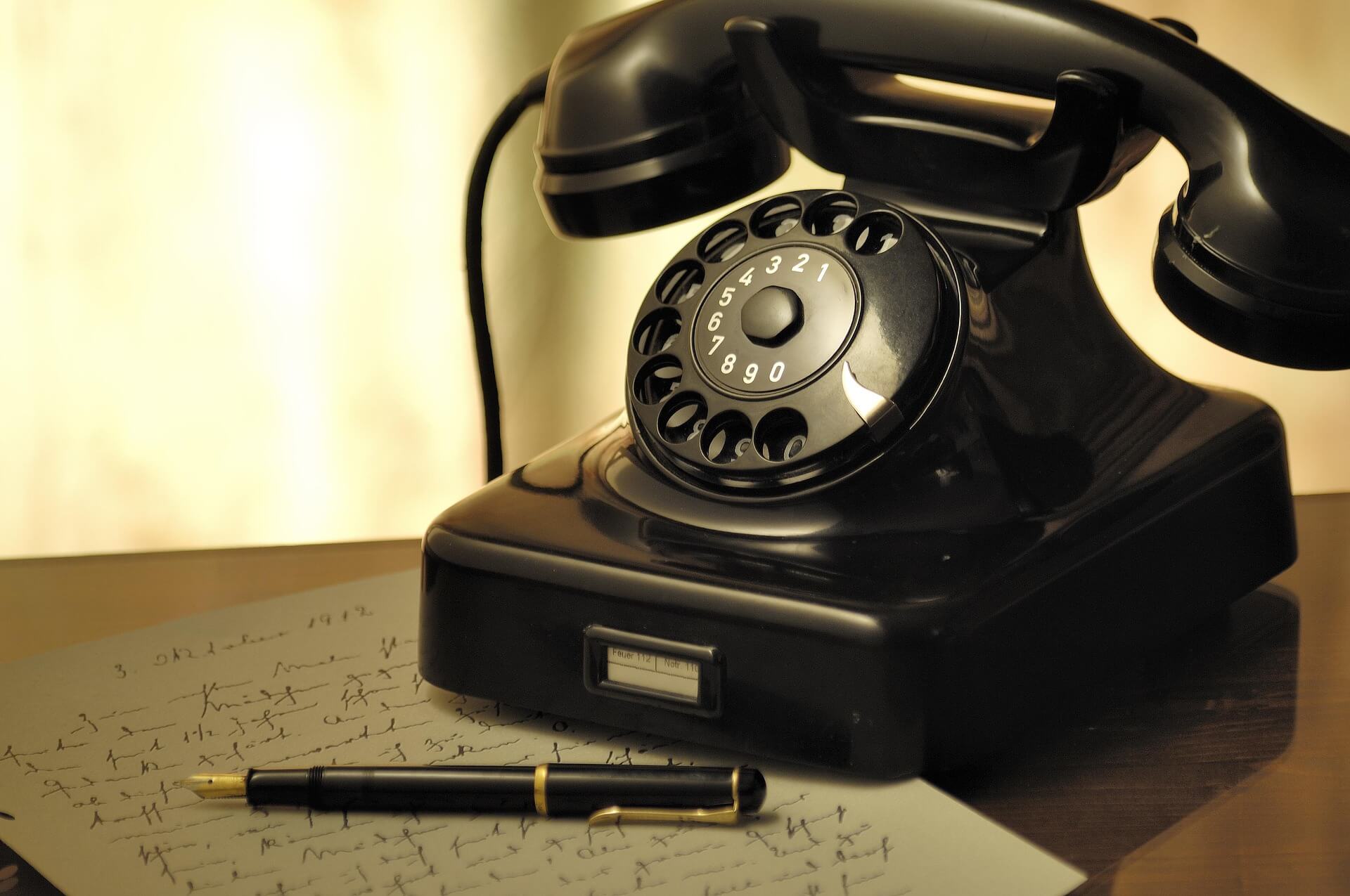 Phone Black rotary phone